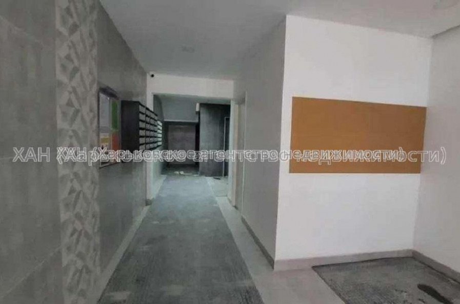 Продам квартиру, Льва Ландау просп. , 2  ком., 64 м², без внутренних работ 