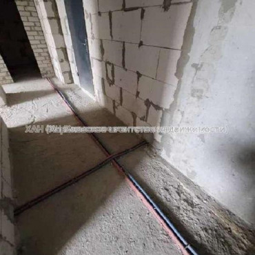 Продам квартиру, Льва Ландау просп. , 2 кім., 64 м², без внутренних работ 