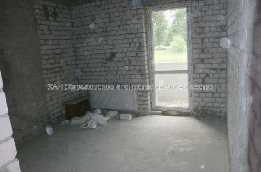Продам квартиру, Героев Харькова просп. , 3 кім., 83 м², без отделочных работ 