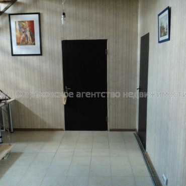 Продам будинок, Котляревского ул. , 160 м², 6 соток, частичный ремонт 