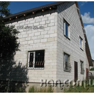 Продам будинок, Котляревского ул. , 160 м², 6 соток, частичный ремонт 