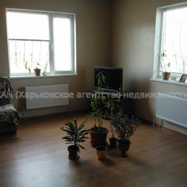 Продам будинок, Котляревского ул. , 160 м², 6 соток, частичный ремонт 