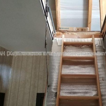 Продам будинок, Котляревского ул. , 160 м², 6 соток, частичный ремонт 