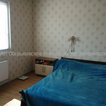 Продам будинок, Котляревского ул. , 160 м², 6 соток, частичный ремонт 