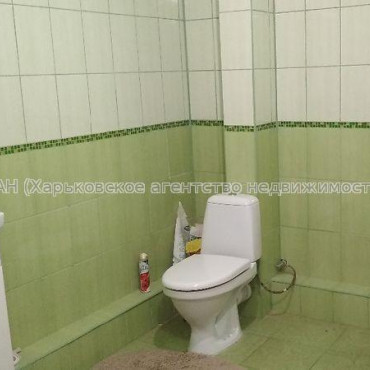 Продам будинок, Котляревского ул. , 160 м², 6 соток, частичный ремонт 