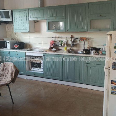 Продам будинок, Котляревского ул. , 160 м², 6 соток, частичный ремонт 