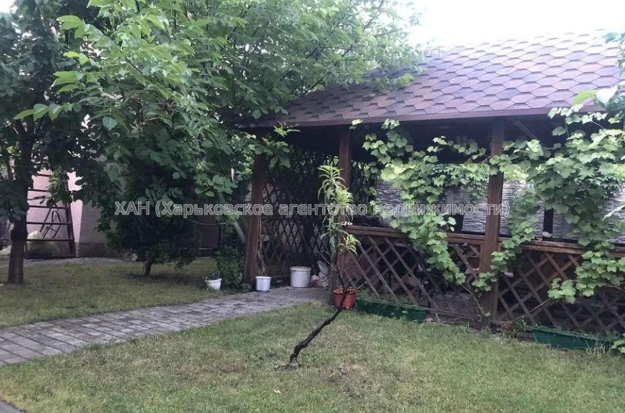 Продам будинок, Тракторостроителей просп. , 240 м², 6 соток, косметический ремонт 