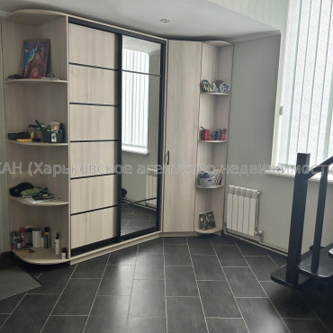 Продам будинок, Докучаева ул. , 148 м², 6 соток, евроремонт 