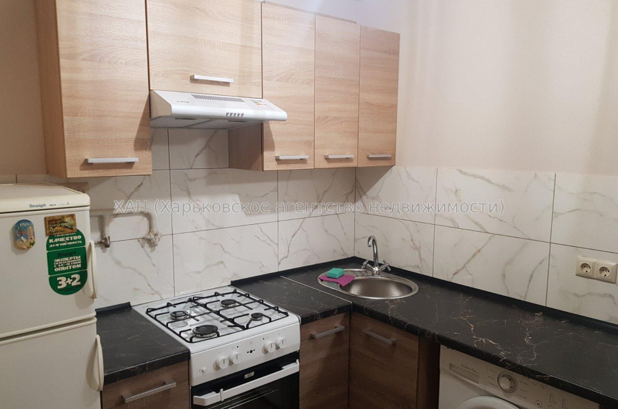 Здам квартиру, Холодногорская ул. , 1 кім., 32 м², капитальный ремонт 