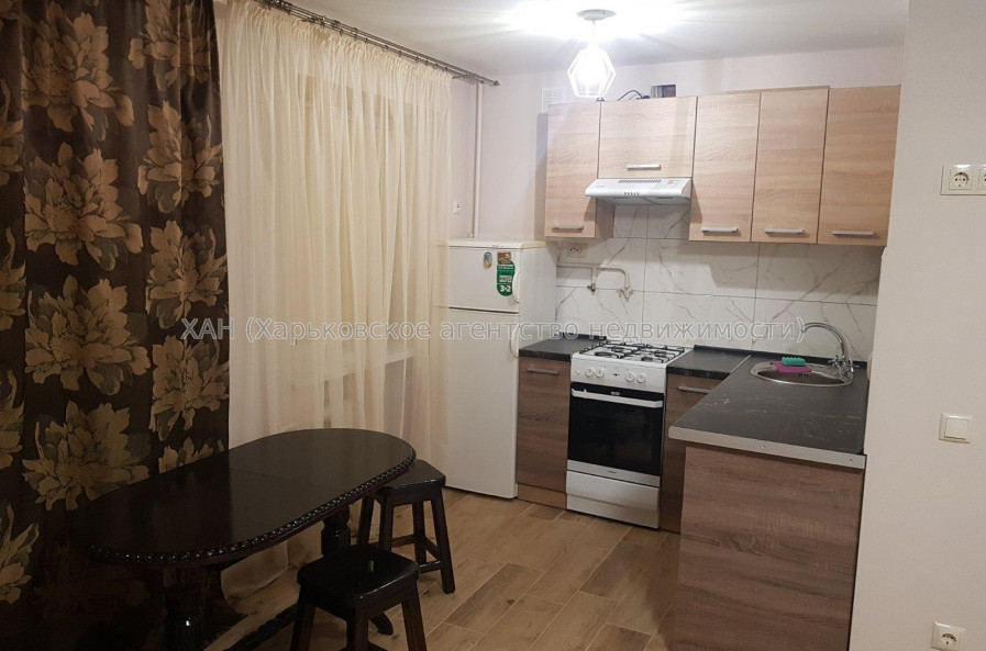 Здам квартиру, Холодногорская ул. , 1 кім., 32 м², капитальный ремонт 