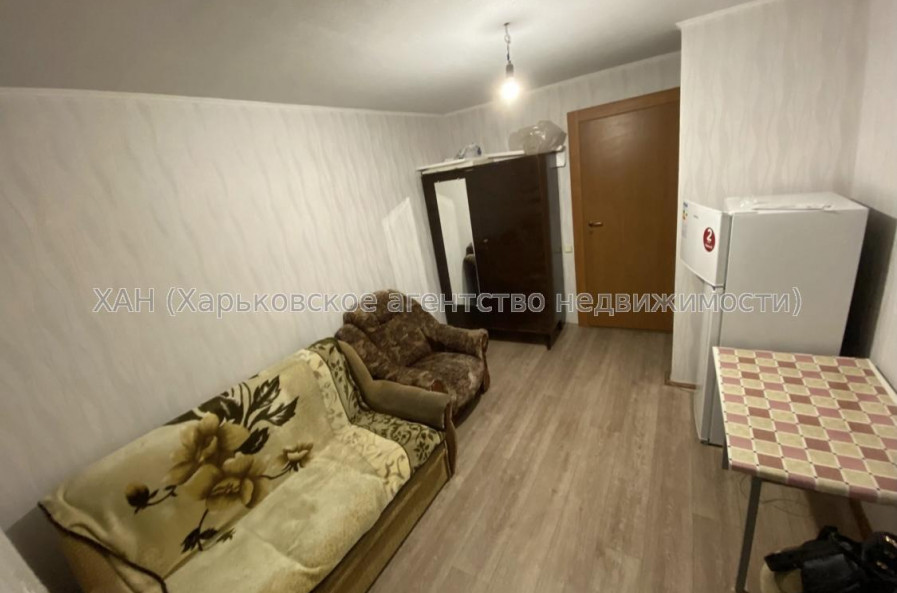 Здам квартиру, 23 Августа ул. , 1 кім., 12 м², косметический ремонт 