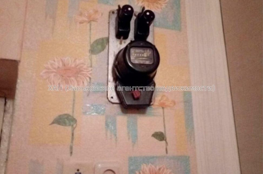 Продам квартиру, Мира ул. , 1 кім., 16 м², советский ремонт 