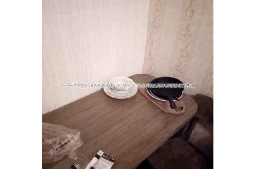Продам квартиру, Мира ул. , 1  ком., 16 м², советский ремонт 