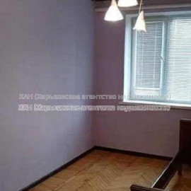 Продам квартиру, Харьковских Дивизий ул. , 3 кім., 56 м², косметический ремонт