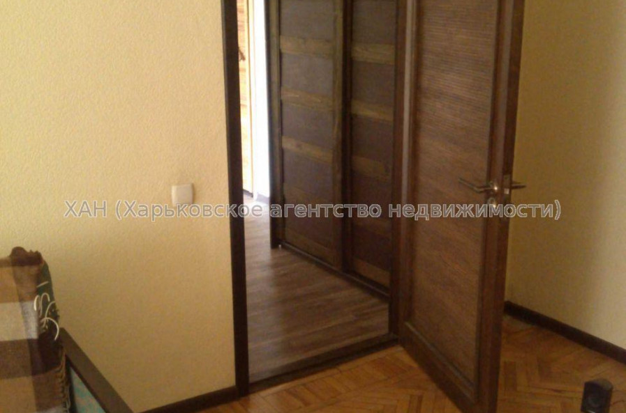 Продам квартиру, Харьковских Дивизий ул. , 3  ком., 56 м², косметический ремонт 