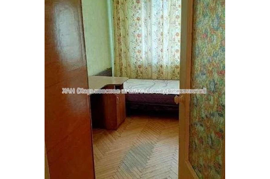 Продам квартиру, Харьковских Дивизий ул. , 3  ком., 56 м², косметический ремонт 