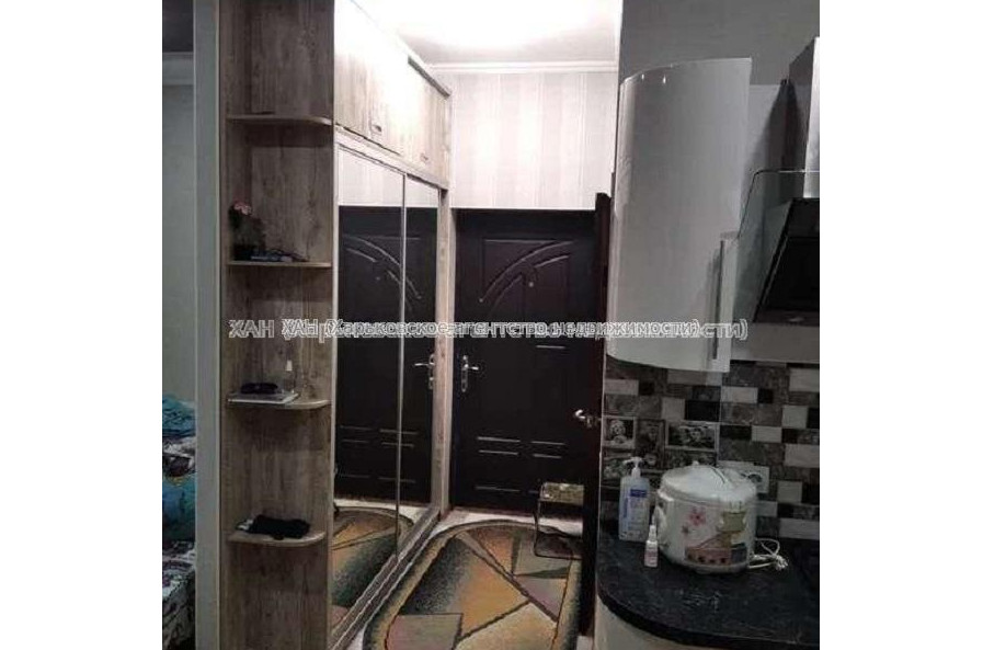 Продам квартиру, Дизельная ул. , 1 кім., 32 м², евроремонт 