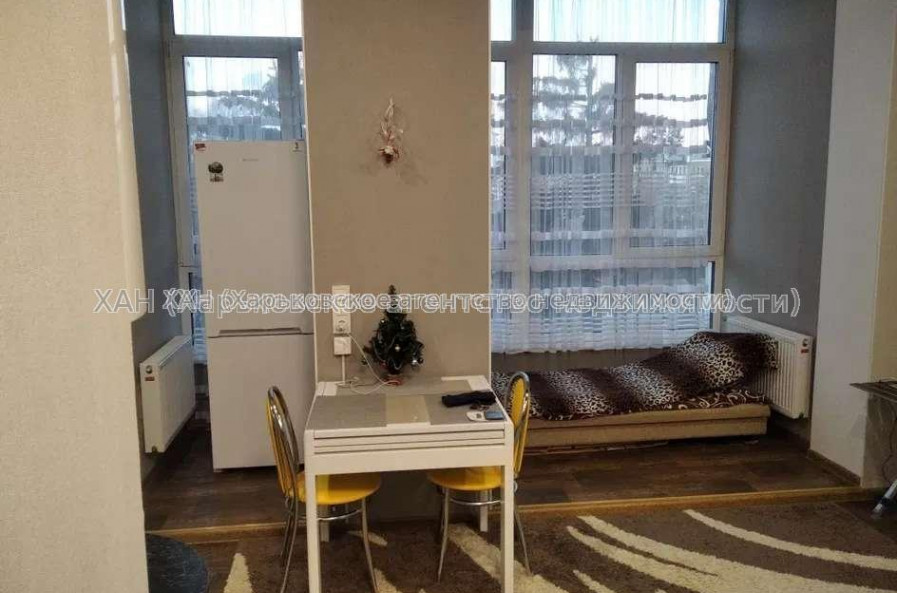 Продам квартиру, Дизельная ул. , 1 кім., 32 м², евроремонт 