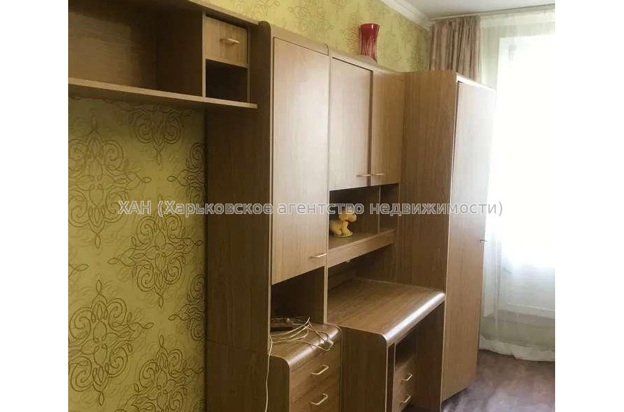 Продам квартиру, Пермская ул. , 3  ком., 65 м², косметический ремонт 