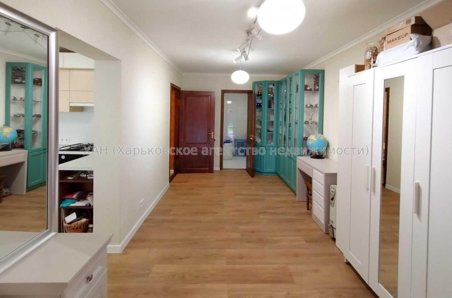 Продам дом, Москалёвская ул. , 128 м², 9 сот., косметический ремонт 
