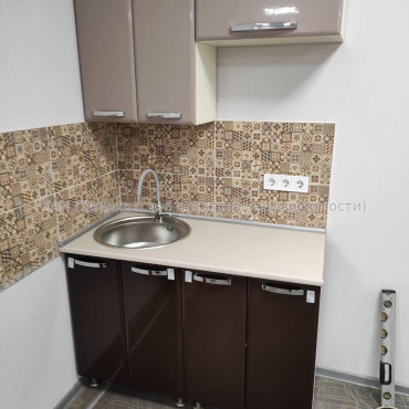 Здам нежитлову нерухомість, офис в офисном центре , 1 кім., 73 м², капитальный ремонт 