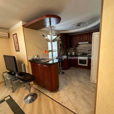 Продам квартиру, Харьковских Дивизий ул. , 3  ком., 60 м², капитальный ремонт  - фото 7 Продам квартиру, Харьковских Дивизий ул. , 3  ком., 60 м², капитальный ремонт