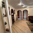 Продам квартиру, Харьковских Дивизий ул. , 3 кім., 60 м², капитальный ремонт 