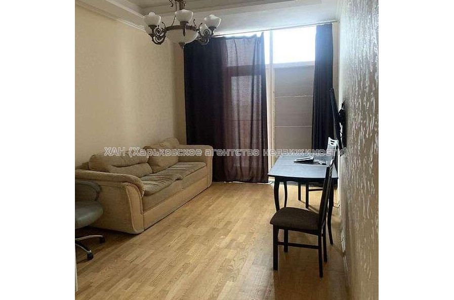 Продам квартиру, Отакара Яроша пер. , 2  ком., 54 м², евроремонт 