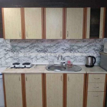 Продам квартиру, Каменярский въезд , 2 кім., 40 м², косметический ремонт 