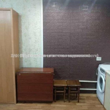 Продам квартиру, Каменярский въезд , 2 кім., 40 м², косметический ремонт 