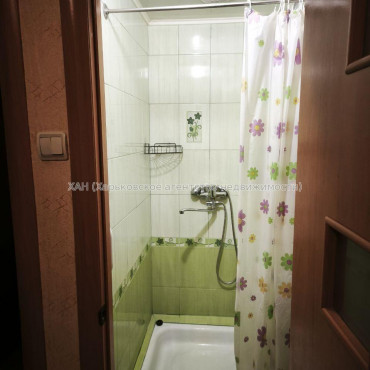 Продам квартиру, Каменярский въезд , 2 кім., 40 м², косметический ремонт 