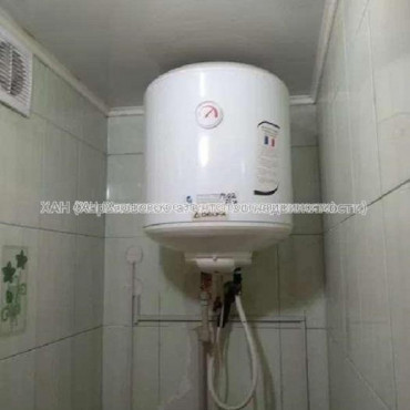 Продам квартиру, Каменярский въезд , 2 кім., 40 м², косметический ремонт 