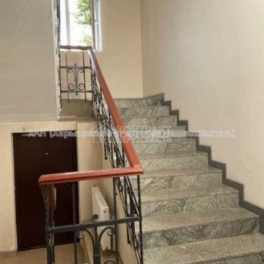 Продам квартиру, Хмельницкого Богдана ул. , 1 кім., 27 м², авторский дизайн 