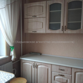 Продам квартиру, Ахсарова Энвера ул. , 3  ком., 68 м², капитальный ремонт