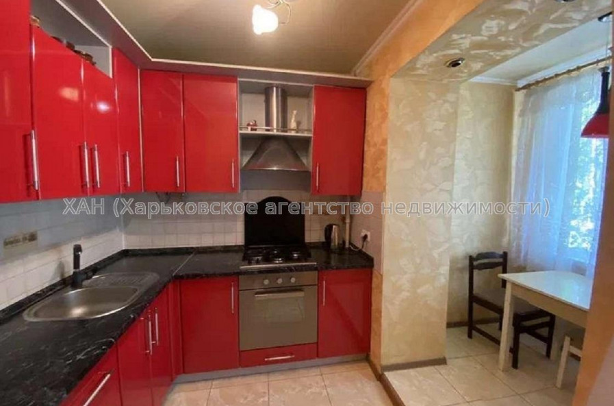 Продам квартиру, Отакара Яроша ул. , 2  ком., 50 м², капитальный ремонт 