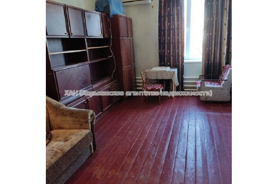 Продам квартиру, Коммунальщиков ул. , 1  ком., 18 м², косметический ремонт 