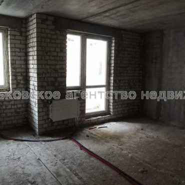 Продам квартиру, Семинарская ул. , 1 кім., 32 м², без внутренних работ 