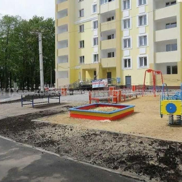 Продам квартиру, Семинарская ул. , 1 кім., 32 м², без внутренних работ 