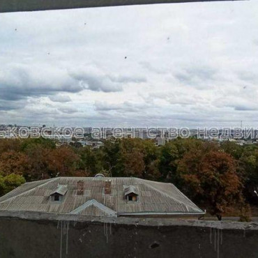 Продам квартиру, Семинарская ул. , 1 кім., 32 м², без внутренних работ 