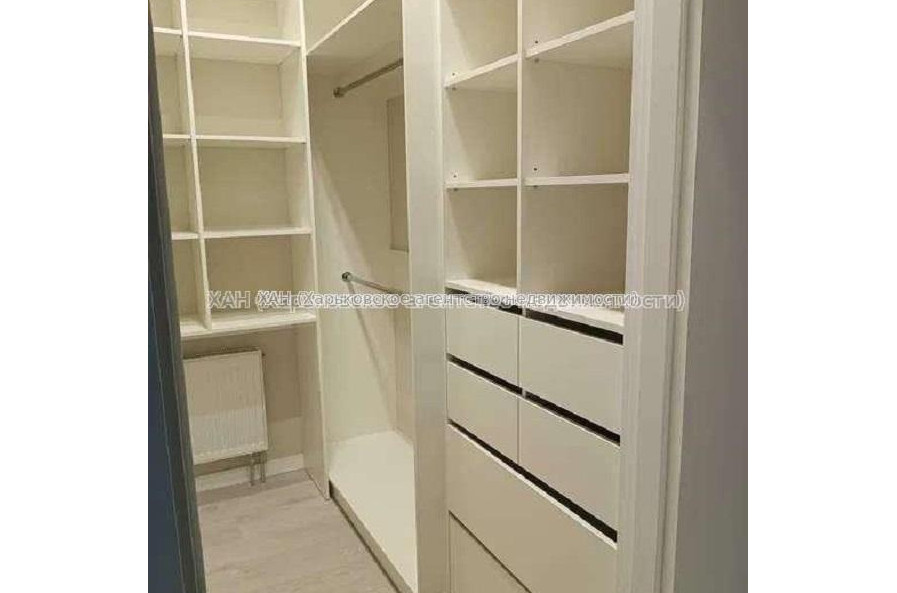 Продам квартиру, Ботаническая ул. , 3  ком., 116 м², евроремонт 