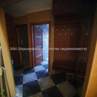 Продам квартиру, Жасминовый б-р , 5 кім., 120 м², капитальный ремонт 