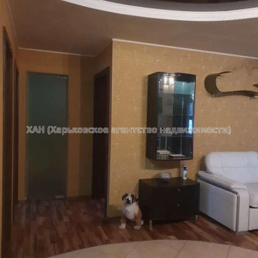 Продам квартиру, Жасминовый б-р , 5 кім., 120 м², капитальный ремонт 