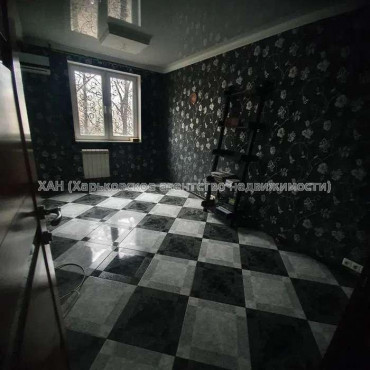 Продам квартиру, Жасминовый б-р , 5 кім., 120 м², капитальный ремонт 