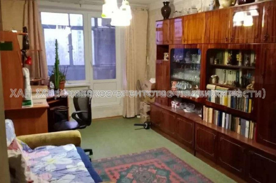 Продам квартиру, Амосова ул. , 3  ком., 65 м², косметический ремонт 