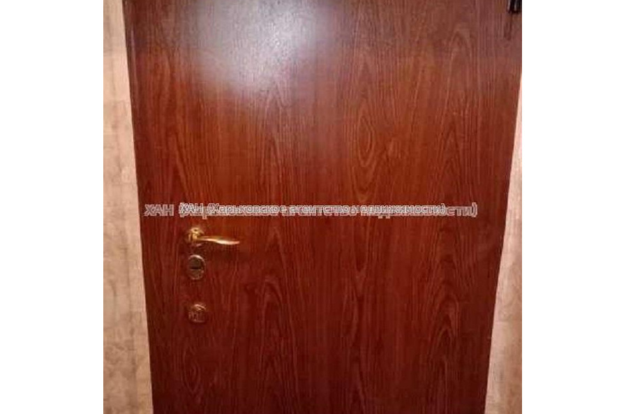 Продам квартиру, Амосова ул. , 3  ком., 65 м², косметический ремонт 