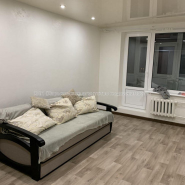 Продам квартиру, Тракторостроителей просп. , 1 кім., 33 м², капитальный ремонт 