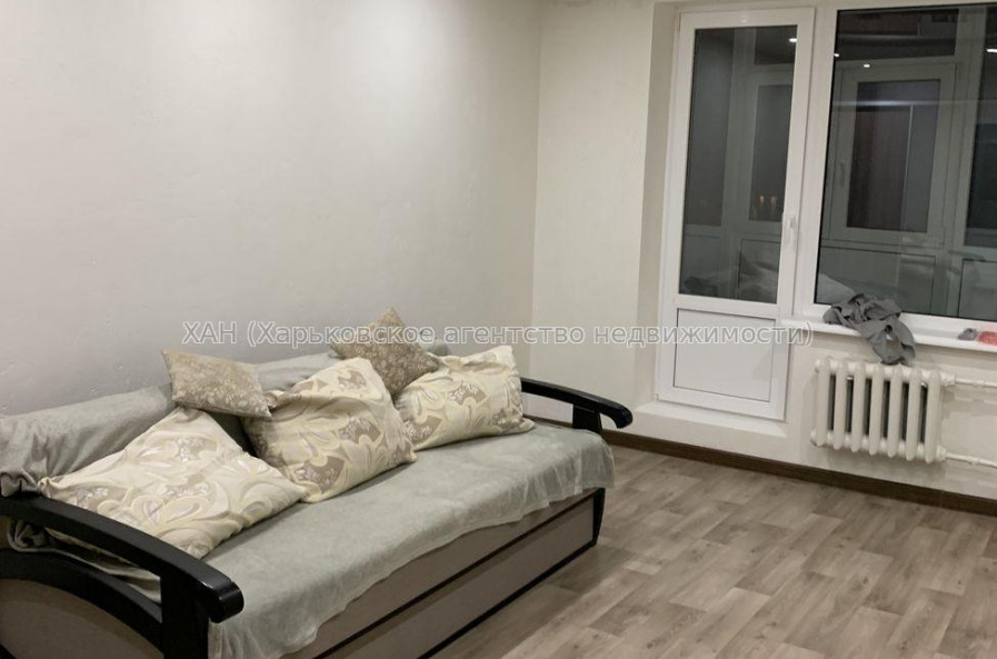 Продам квартиру, Тракторостроителей просп. , 1 кім., 33 м², капитальный ремонт 