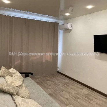 Продам квартиру, Тракторостроителей просп. , 1 кім., 33 м², капитальный ремонт 