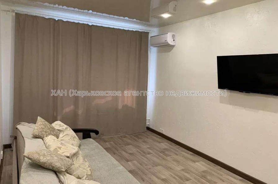 Продам квартиру, Тракторостроителей просп. , 1 кім., 33 м², капитальный ремонт 