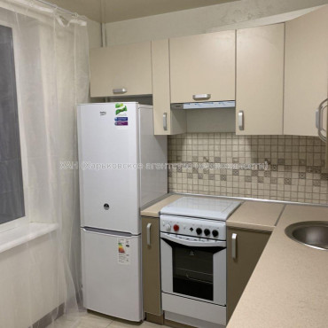 Продам квартиру, Тракторостроителей просп. , 1 кім., 33 м², капитальный ремонт 